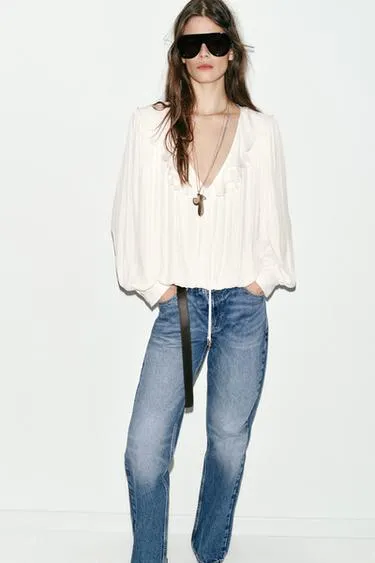 Атласная блуза с воланами и подплечниками- Заказать в России