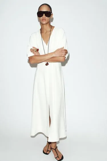 Платье миди с объемными рукавами