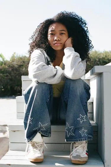 Джинсы WIDE LEG со стразами «звезды»- Заказать в России