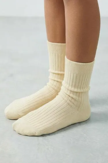 Длинные носки в рубчик