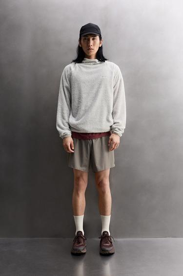 Zara Флисовая толстовка с капюшоном и текстурой купить с доставкой.