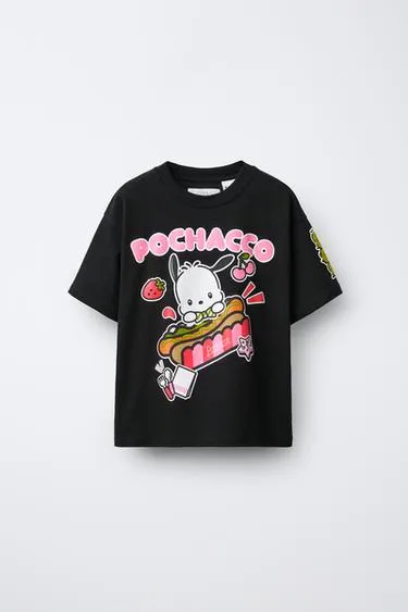 Футболка Pochacco And His Friends © Sanrio- Заказать в России