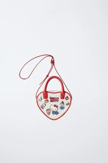 Сумка с плечевым ремнем в форме сердца Hello Kitty © Sanrio- Заказать в России