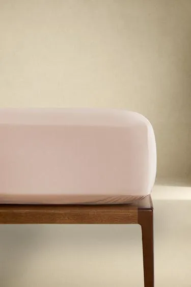 Простынь на резинке percale | на матрас 30 см (300 нитей)- Заказать в России