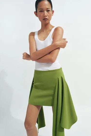 Короткая юбка с острым подолом — коллекция Zara «Zw»- Заказать в России