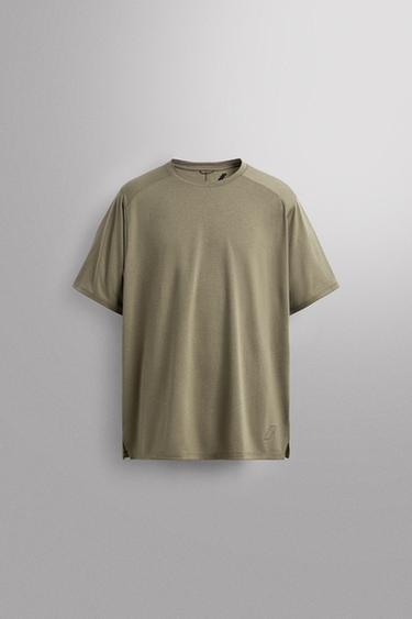 Zara Техничная футболка из рельефной ткани