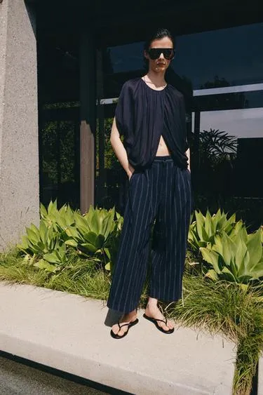 Брюки в полоску из смесового льна — коллекция Zara «Zw»- Заказать в России