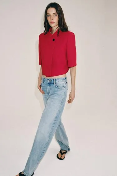 Укороченный блейзер с короткими рукавами — коллекция Zara «Zw»- Заказать в России