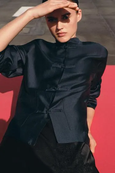 Атласная рубашка с навесными петлями коллекция Zara «Zw»