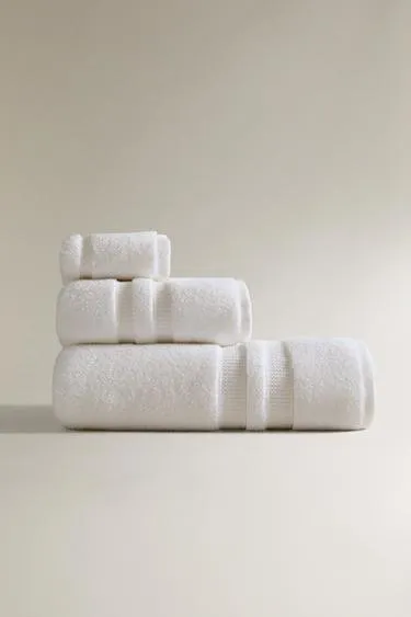 Махровое полотенце с двойной каймой extra soft