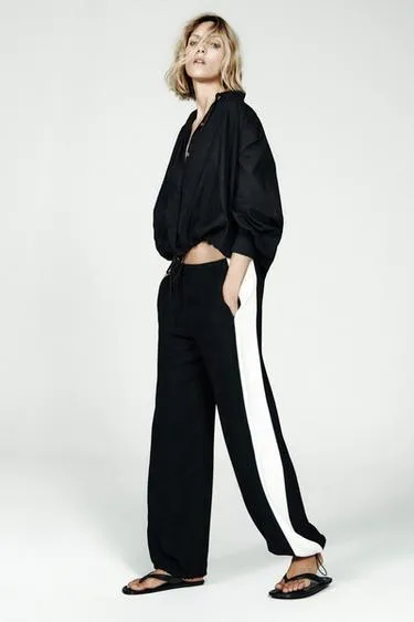 Брюки-джоггеры с полосами по бокам — коллекция Zara «Zw»