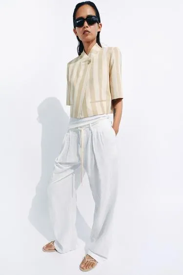 Укороченный блейзер с короткими рукавами — коллекция Zara «Zw»