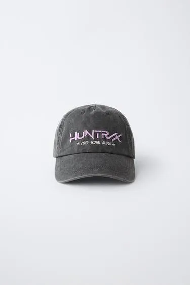 Кепка с эффектом потертости «Kpop Demon Hunters» © Netflix