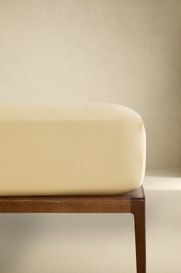 Zara (140 GSM) натяжная простыня из промытого льна