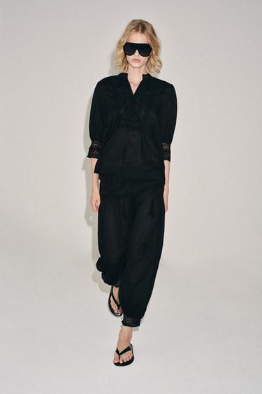 Zara Блуза с вышивкой — ZW COLLECTION