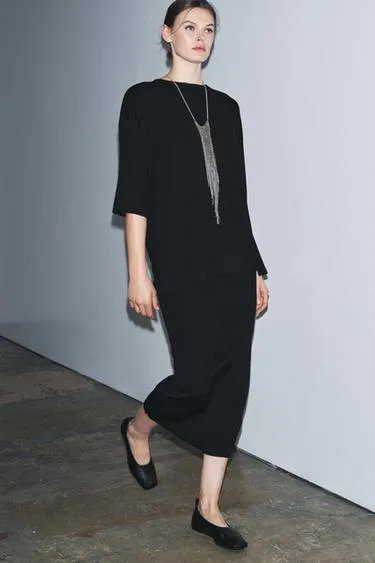 Шарф из атласа с принтом