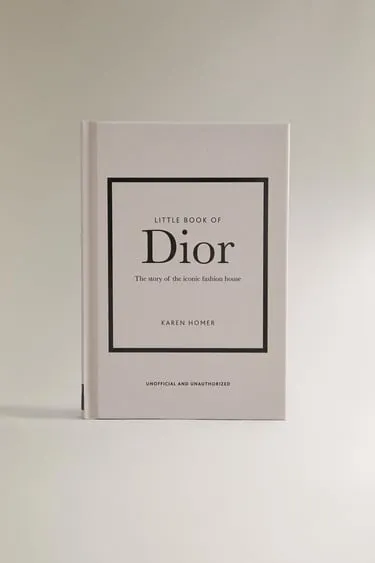 Маленькая книга DIOR