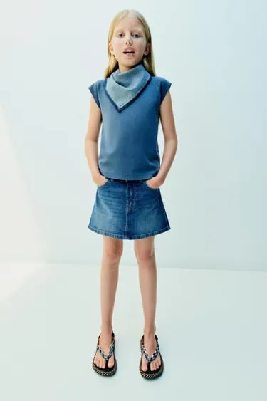 Джинсовая мини-юбка