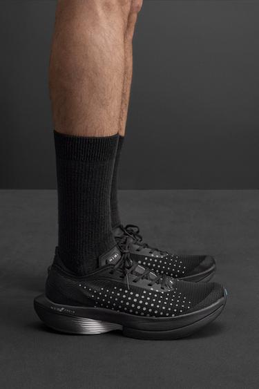 Zara Кроссовки для дальних дистанций бренда ZARA