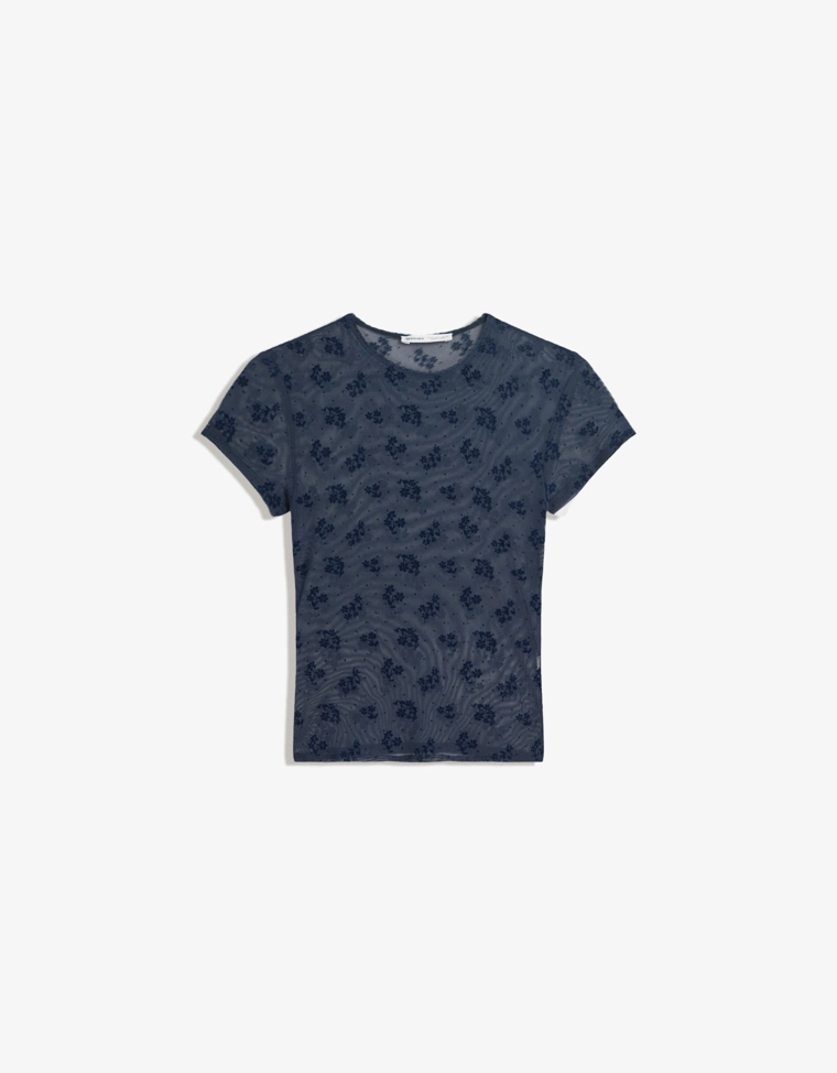 Футболка из полупрозрачной ткани