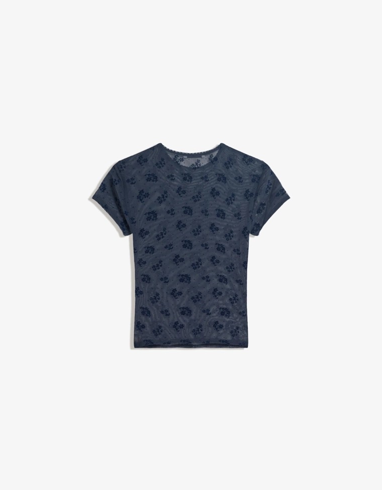 Футболка из полупрозрачной ткани