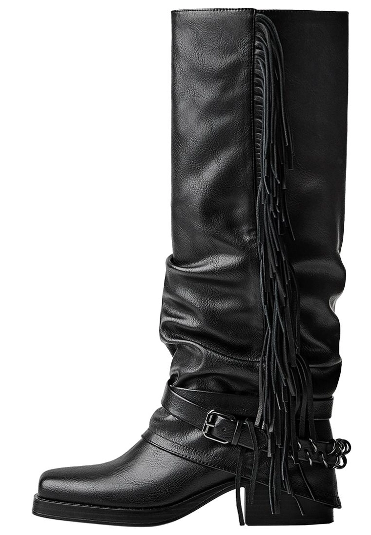 Ботфорты на плоской подошве с бахромой