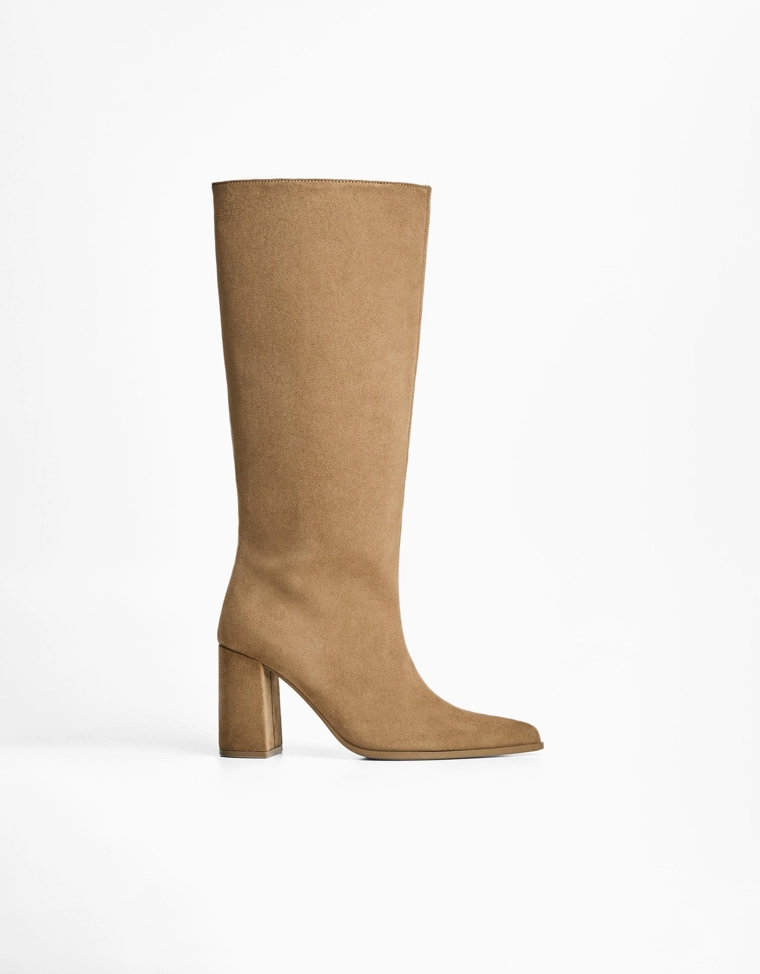 Сапоги на широком каблуке