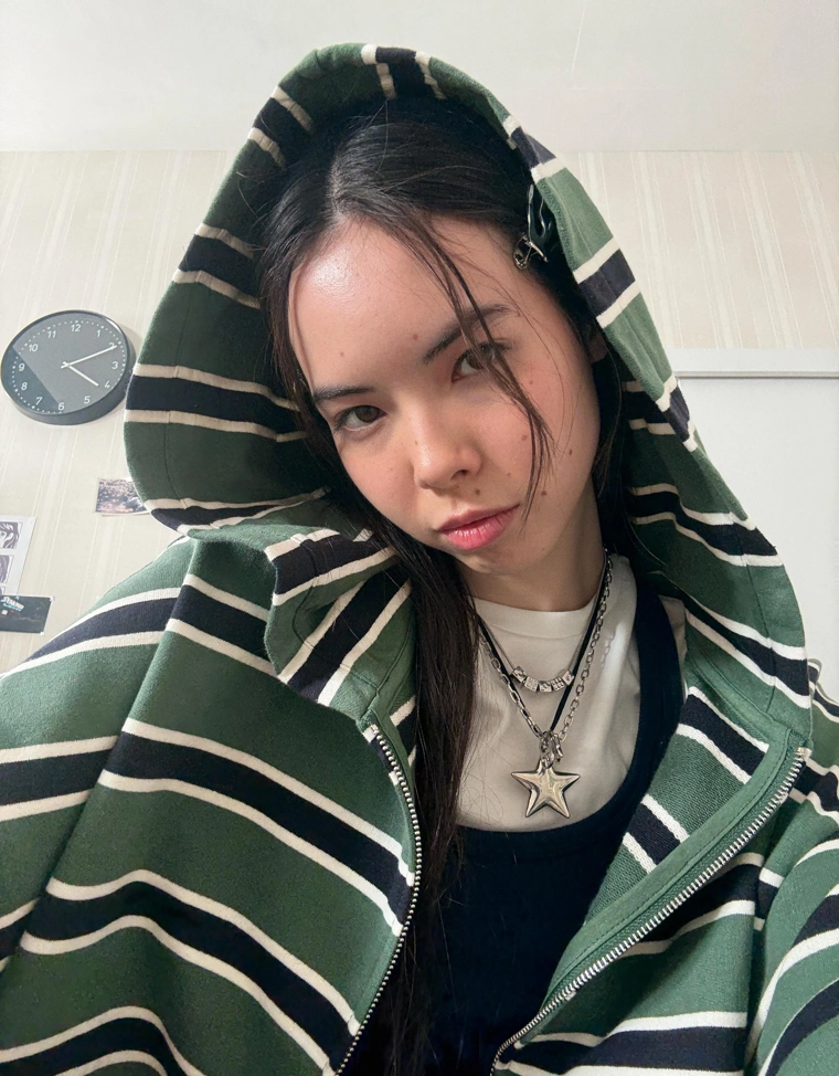 Худи с застежкой-молнией в полоску