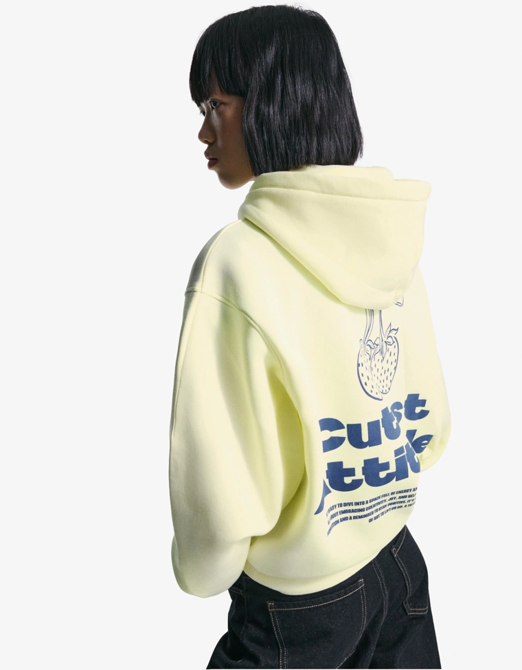 Джемпер с капюшоном и принтом