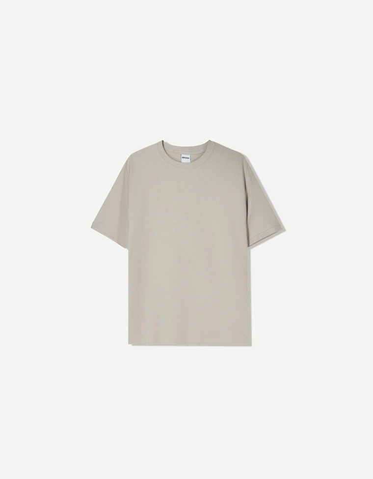 Вязаная футболка