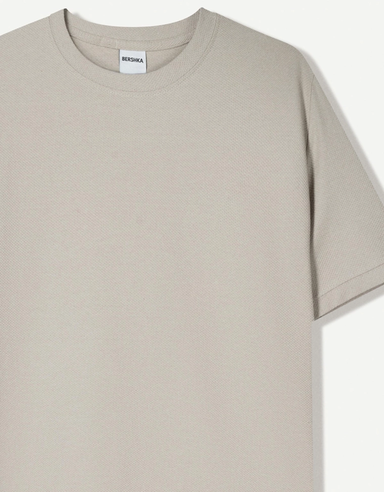 Вязаная футболка