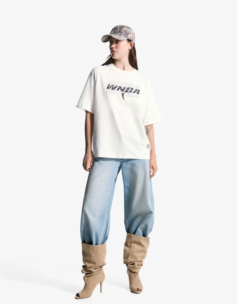 Спортивная футболка WNBA с короткими рукавами и цифровым принтом