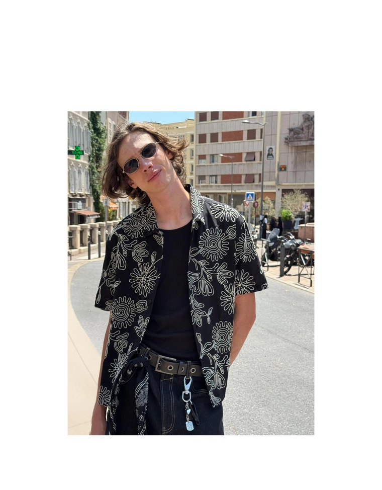 Рубашка с короткими рукавами и вышивкой