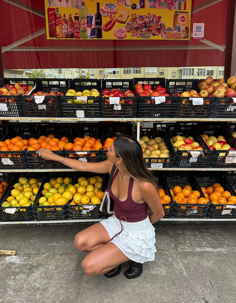 Мини-юбка с воланами