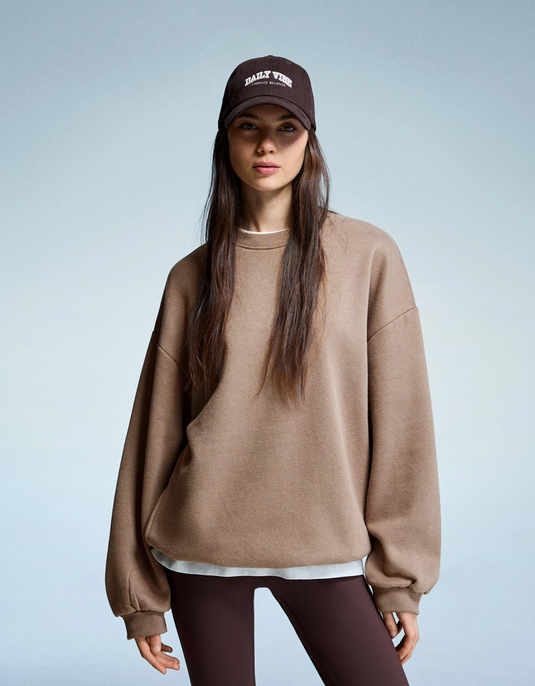 Толстовка оверсайз с карманами