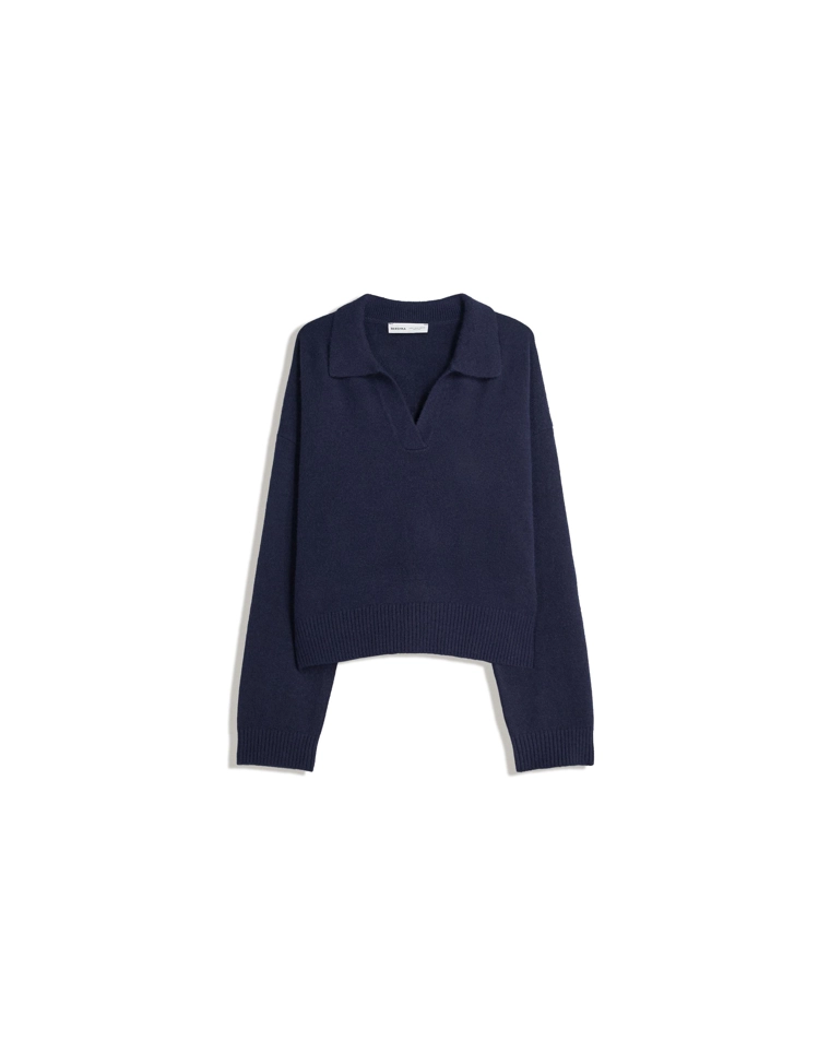 Свитер с воротником поло