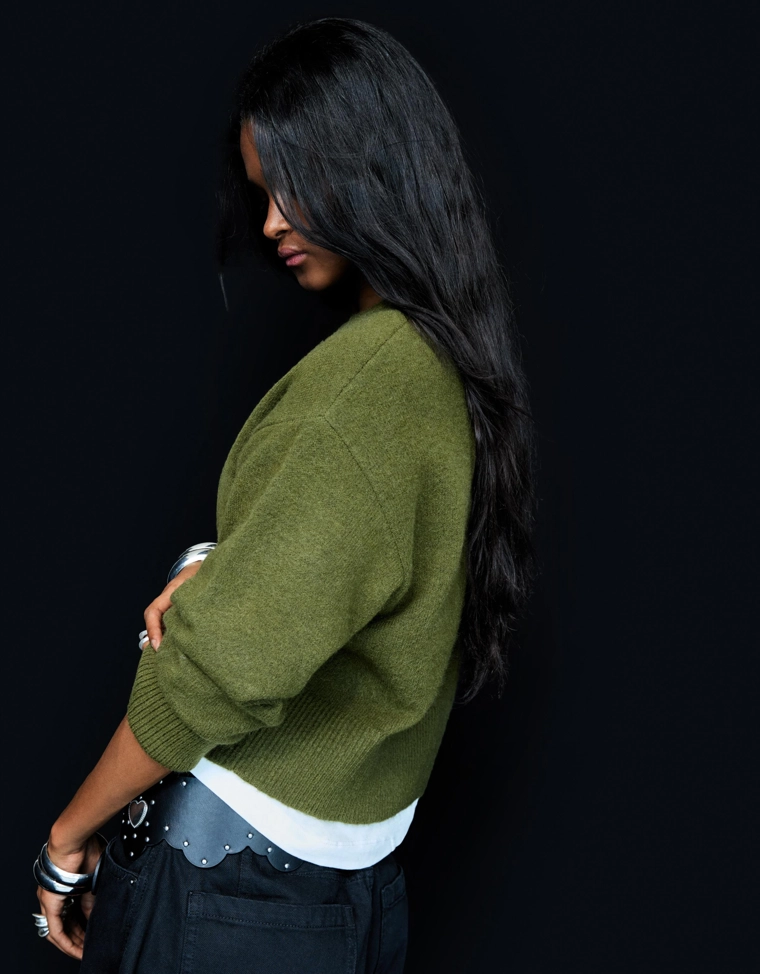 Свитер оверсайз в рубчик по низу