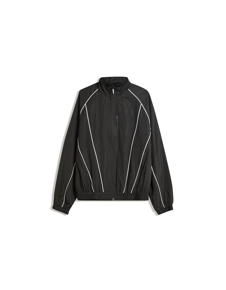 Куртка в спортивном стиле из высокотехнологичной ткани