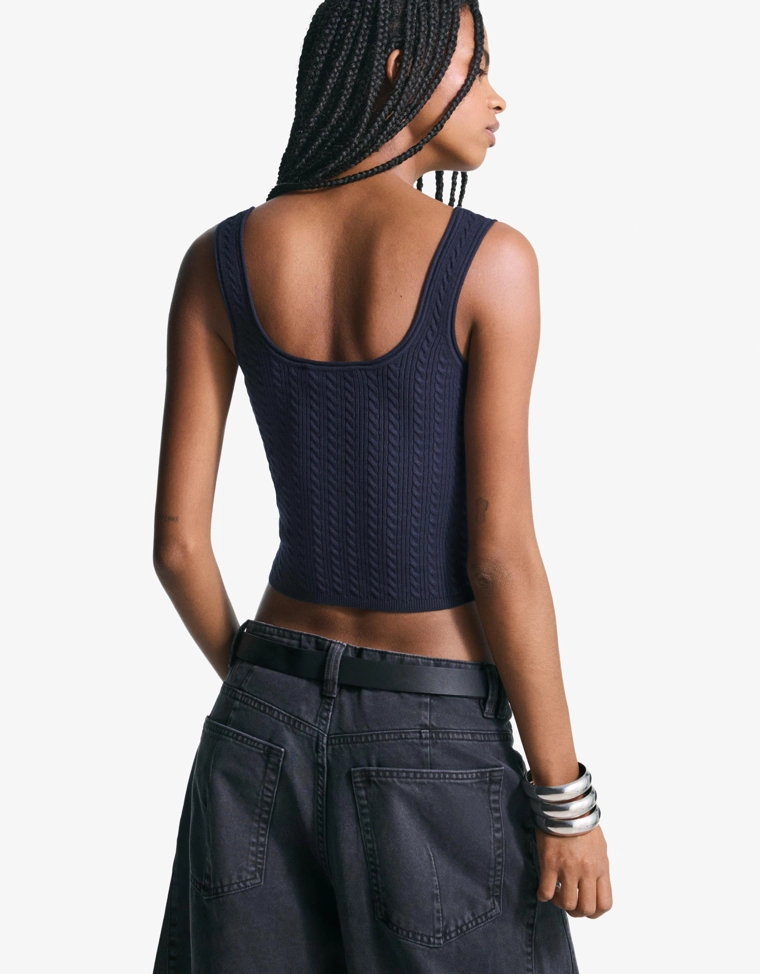 Топ на бретелях с узором «косы»