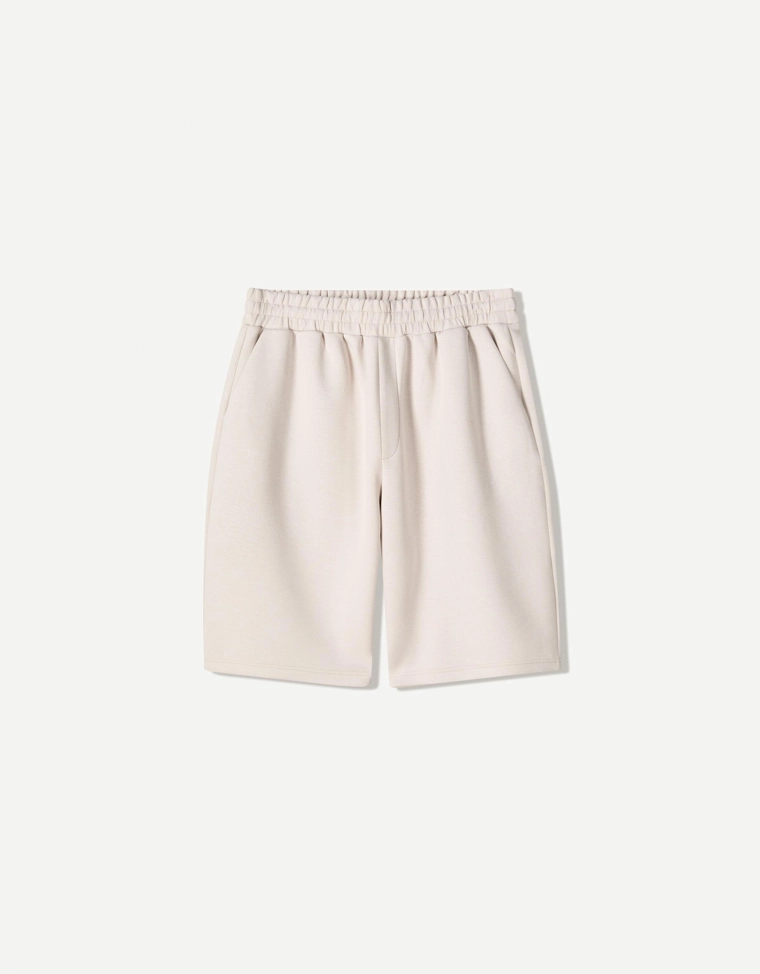 Шорты оверсайз из плотной синтетической ткани