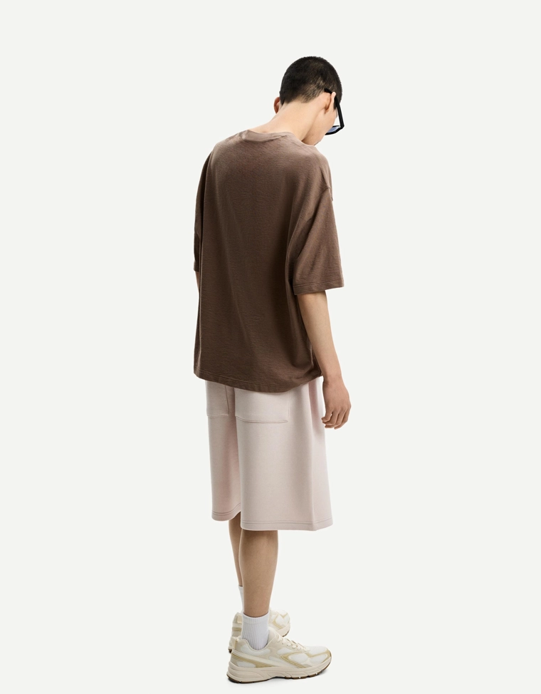 Шорты оверсайз из плотной синтетической ткани