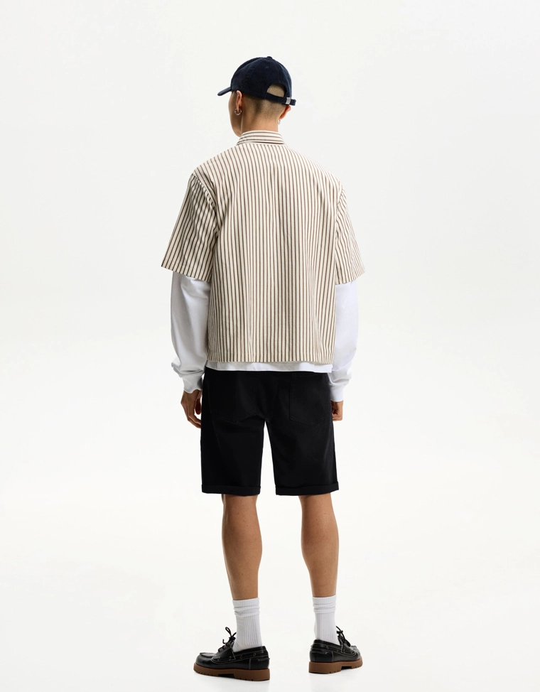 Джинсовые шорты с отворотами