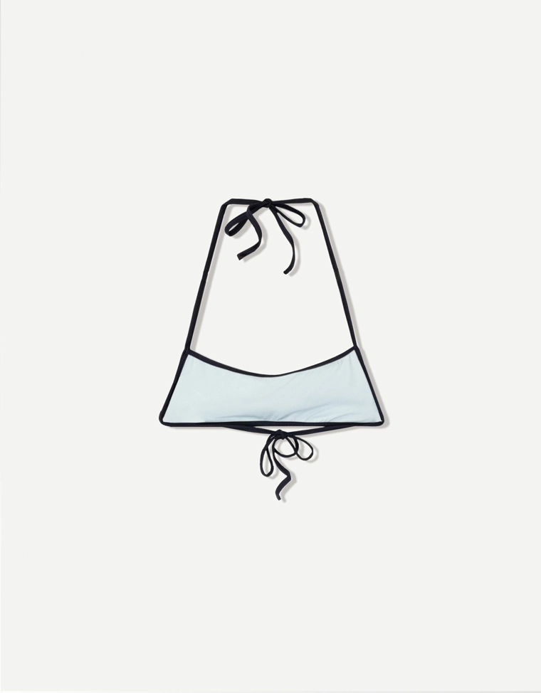 Джинсовая куртка в стиле oversized