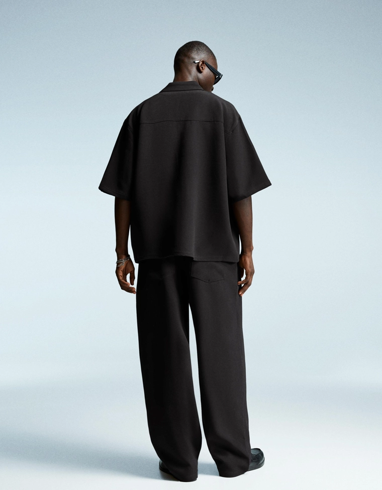 Рубашка классического кроя с короткими рукавами