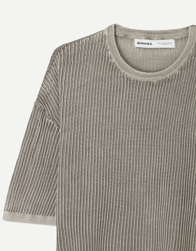 Свитшот серого цвета