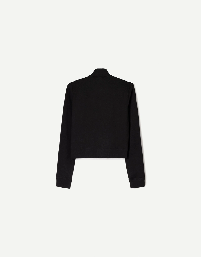 Толстовка с высоким воротником и молнией