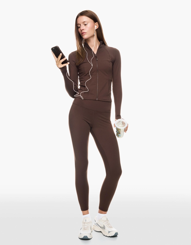 Куртка из быстросохнущей и дышащей ткани с молнией