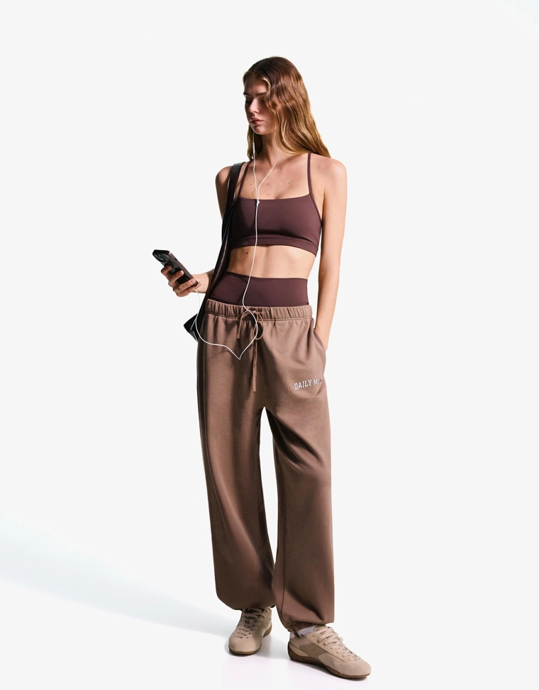 Топ из быстросохнущей дышащей ткани на бретелях