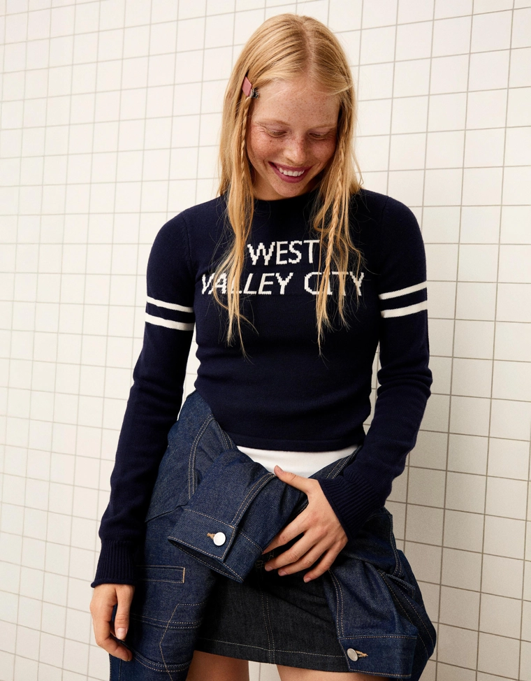 Свитер с принтом