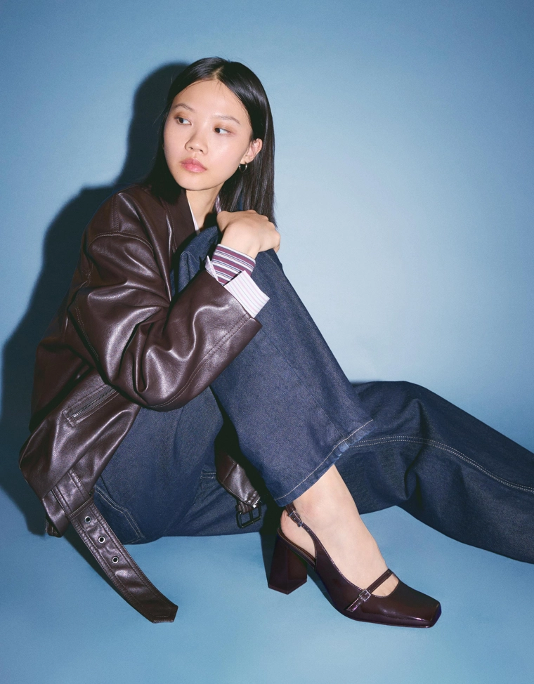 Туфли-слингбэки на широком каблуке, с ремешком на подъеме